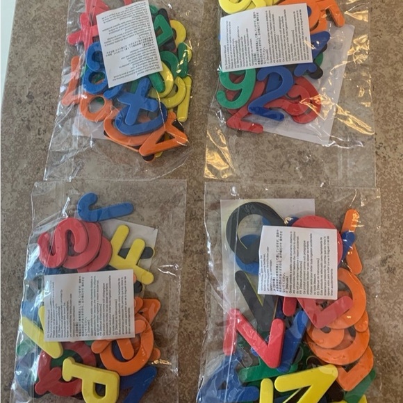 New! Magnetic Alphabet / Number Stickers: Educational Toys For Kids To Learn - Picture 2 of 7